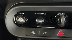 2024 (24) MINI COOPER 1.5 C Exclusive 3dr Auto 5435425