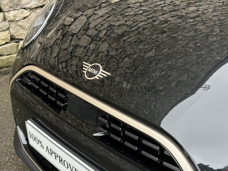 2024 (24) MINI COOPER 1.5 C Exclusive 3dr Auto 5435432