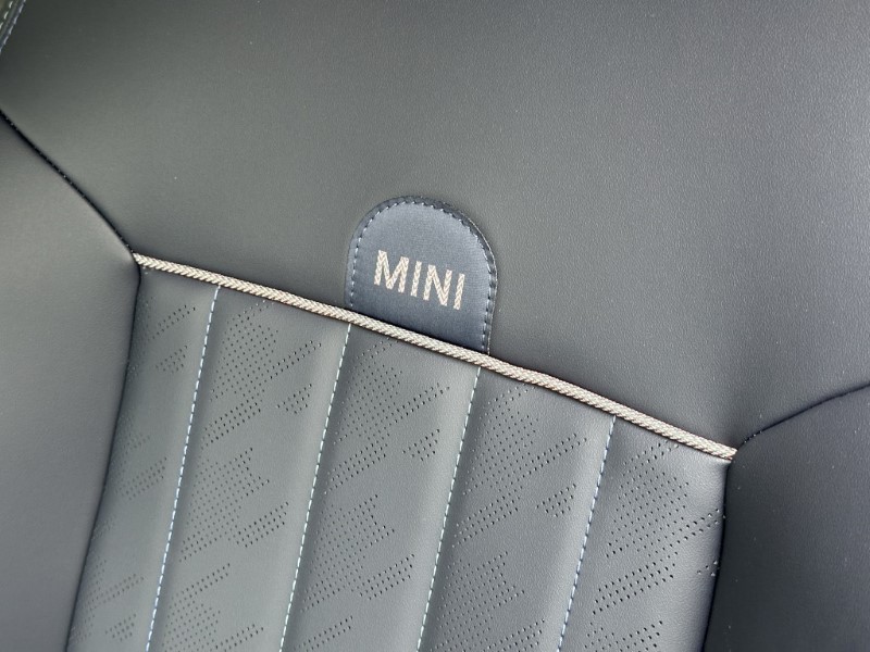 2024 (24) MINI COOPER 1.5 C Exclusive 3dr Auto 5435442