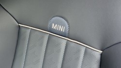 2024 (24) MINI COOPER 1.5 C Exclusive 3dr Auto 5435442