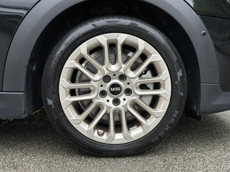 2024 (24) MINI COOPER 1.5 C Exclusive 3dr Auto 5435474