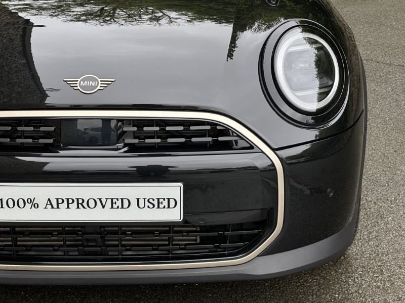 2024 (24) MINI COOPER 1.5 C Exclusive 3dr Auto 5435434