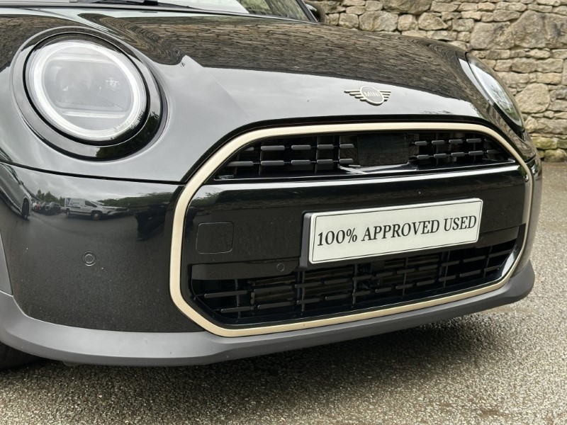 2024 (24) MINI COOPER 1.5 C Exclusive 3dr Auto 5435470