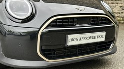 2024 (24) MINI COOPER 1.5 C Exclusive 3dr Auto 5435470