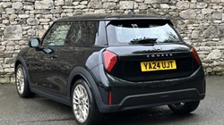 2024 (24) MINI COOPER 1.5 C Exclusive 3dr Auto 5435451