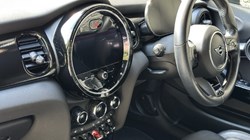 2021 (71) MINI HATCHBACK 2.0 Cooper S Exclusive 3dr Auto 5475022