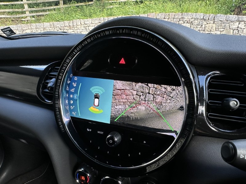 2021 (71) MINI HATCHBACK 2.0 Cooper S Exclusive 3dr Auto 5475046