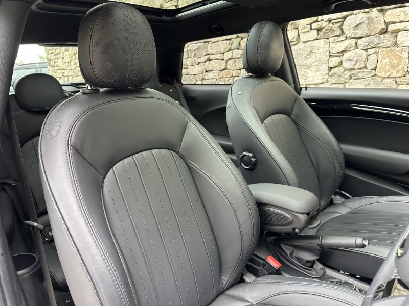 2023 (23) MINI HATCHBACK 1.5 Cooper Exclusive 3dr 5478411
