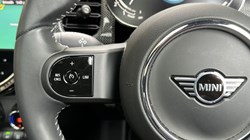 2023 (23) MINI HATCHBACK 1.5 Cooper Exclusive 3dr 5478421