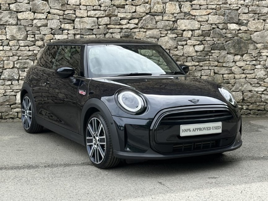 2023 (23) MINI HATCHBACK 1.5 Cooper Exclusive 3dr