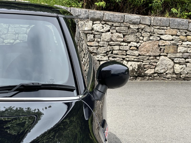 2023 (23) MINI HATCHBACK 1.5 Cooper Exclusive 3dr 5478454