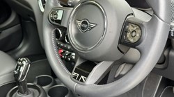 2023 (23) MINI HATCHBACK 1.5 Cooper Exclusive 3dr 5478408