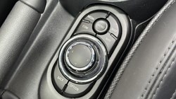 2023 (23) MINI HATCHBACK 1.5 Cooper Exclusive 3dr 5478416