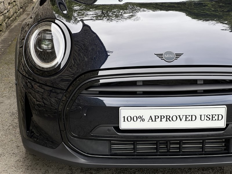 2023 (23) MINI HATCHBACK 1.5 Cooper Exclusive 3dr 5478423
