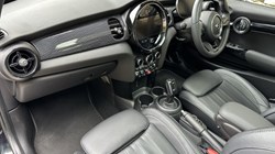 2023 (23) MINI HATCHBACK 1.5 Cooper Exclusive 3dr 5478427