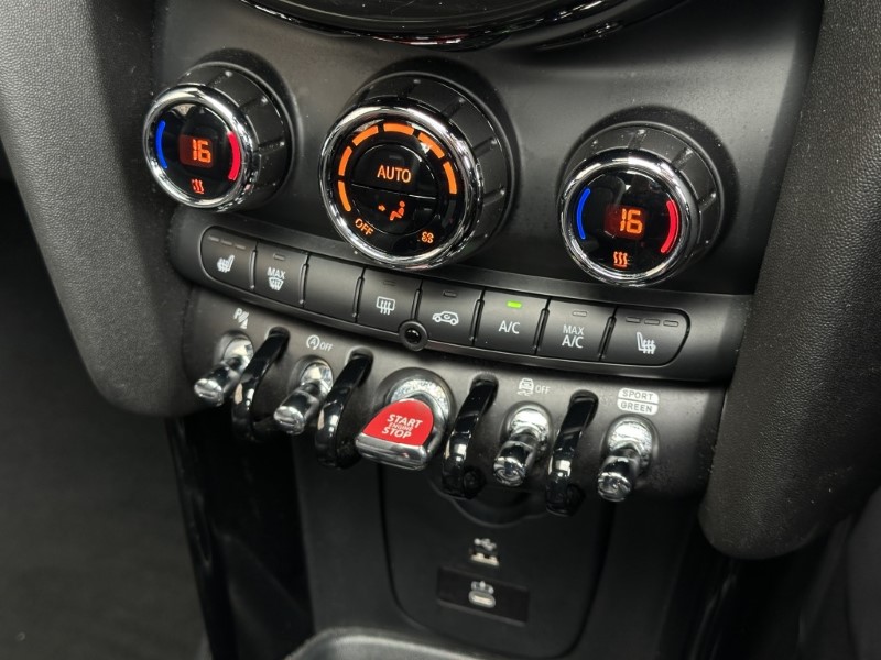 2023 (23) MINI HATCHBACK 1.5 Cooper Exclusive 3dr 5478417