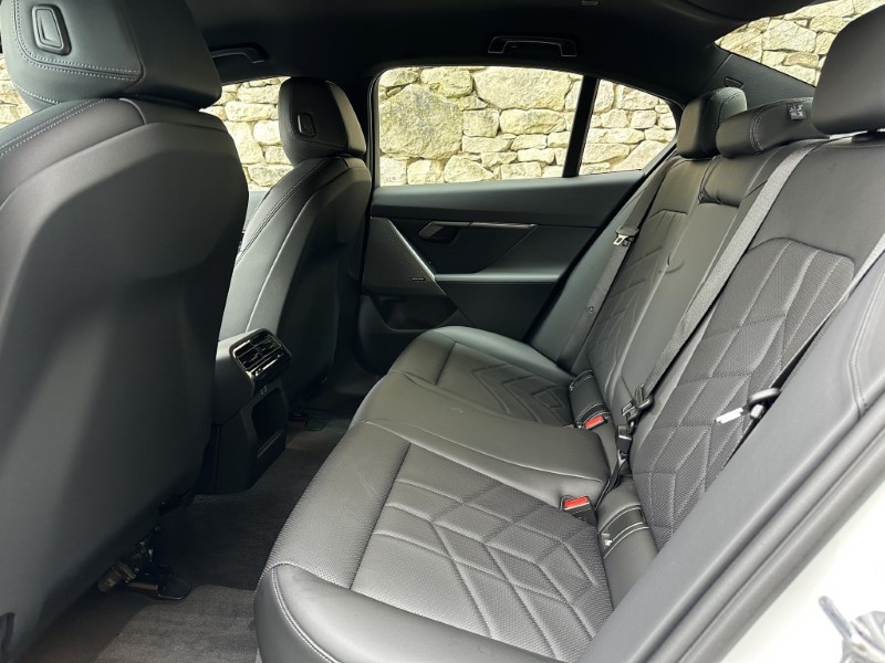 2025 (25) BMW i5 eDrive40 M Sport Saloon  5467434