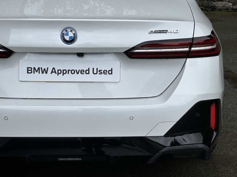 2025 (25) BMW i5 eDrive40 M Sport Saloon  5467422