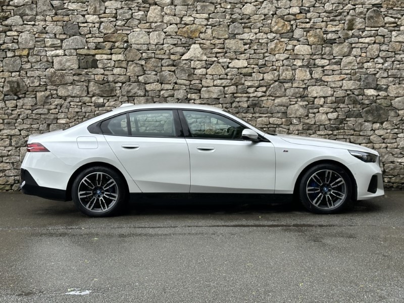 2025 (25) BMW i5 eDrive40 M Sport Saloon  5467419