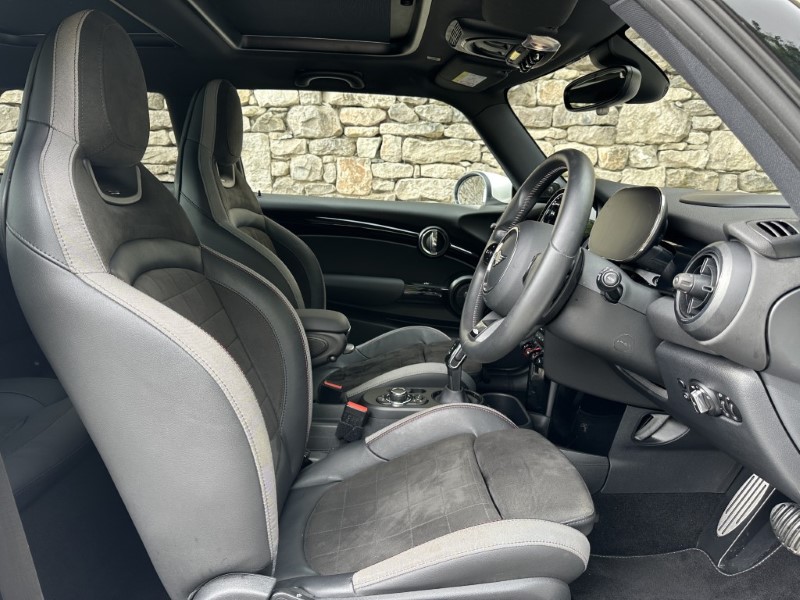 2023 (23) MINI HATCHBACK 2.0 John Cooper Works 3dr 5525647