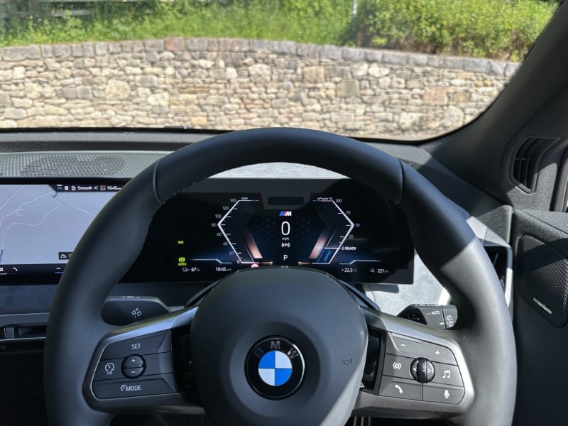2026 (26) BMW iX xDrive45 M Sport 5501646