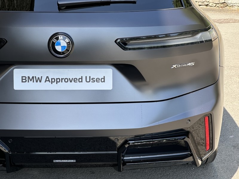 2026 (26) BMW iX xDrive45 M Sport 5501594