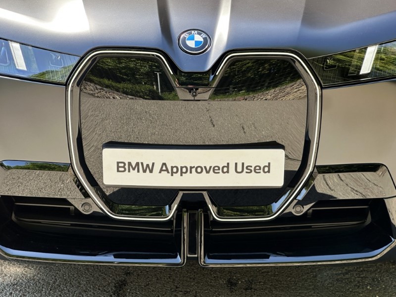 2026 (26) BMW iX xDrive45 M Sport 5501650