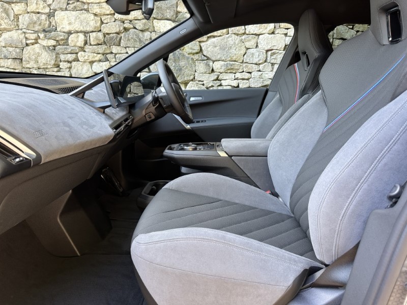 2026 (26) BMW iX xDrive45 M Sport 5501615