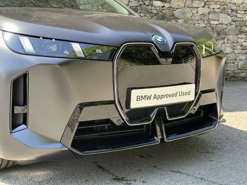 2026 (26) BMW iX xDrive45 M Sport 5501649