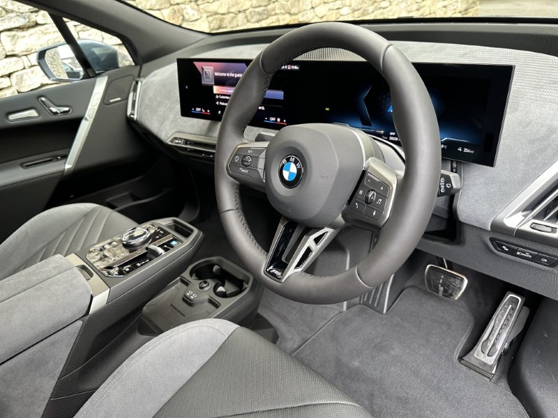 2026 (26) BMW iX xDrive45 M Sport 5454209