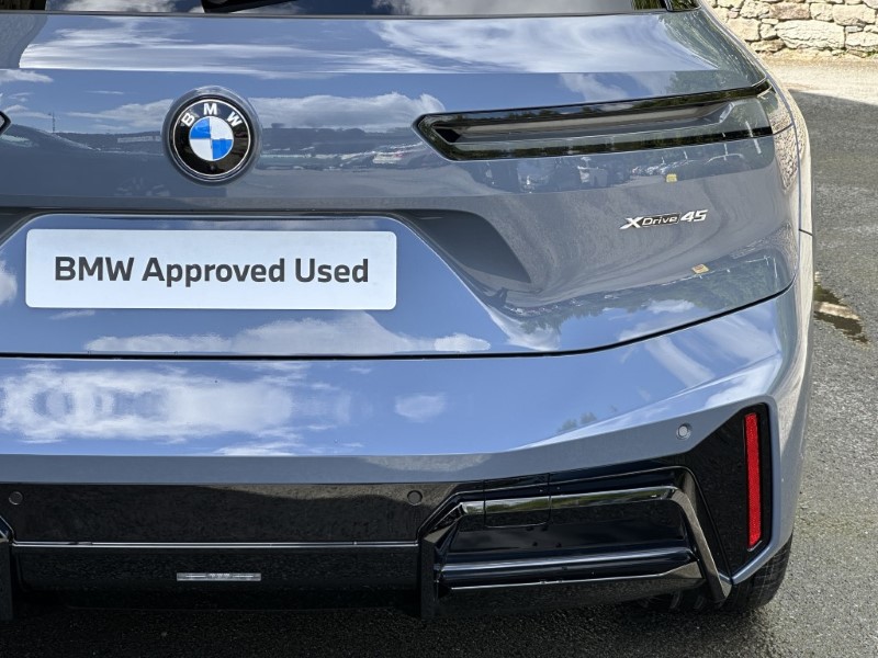 2026 (26) BMW iX xDrive45 M Sport 5454268