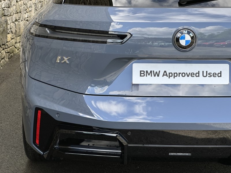 2026 (26) BMW iX xDrive45 M Sport 5454267