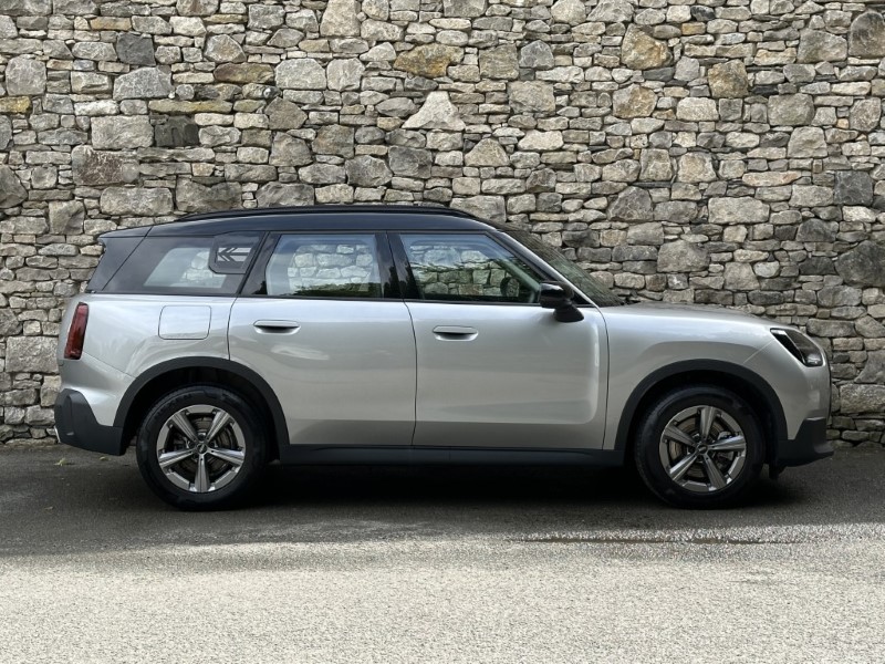 2024 (74) MINI COUNTRYMAN 1.5 C Classic 5dr Auto 5491641