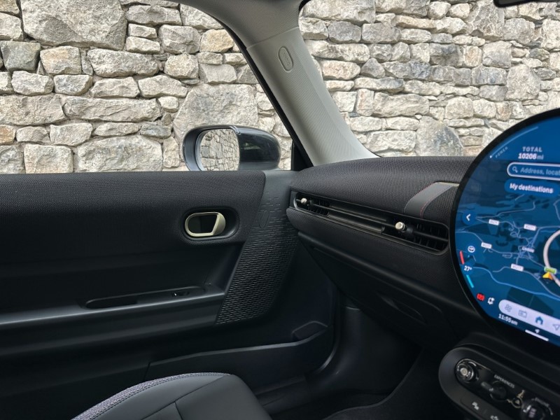 2025 (75) MINI COOPER 1.5 C Classic 3dr Auto 5477974