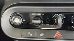 2025 (75) MINI COOPER 1.5 C Classic 3dr Auto 5477978