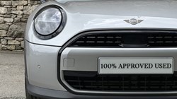 2025 (75) MINI COOPER 1.5 C Classic 3dr Auto 5478019