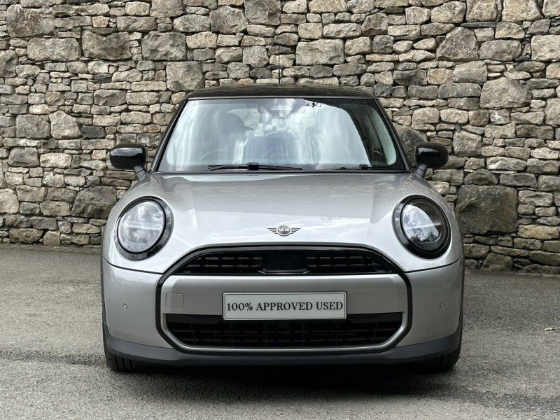 2025 (75) MINI COOPER 1.5 C Classic 3dr Auto 5478016
