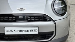 2025 (75) MINI COOPER 1.5 C Classic 3dr Auto 5477984