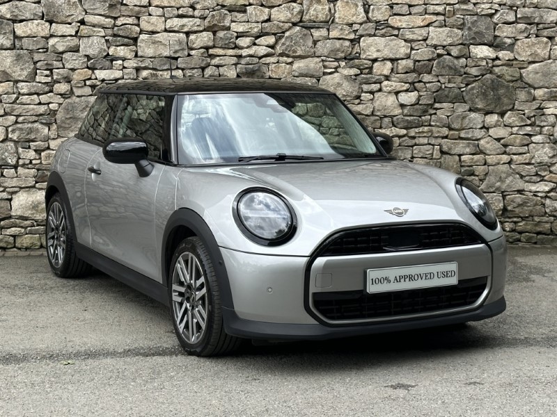2025 (75) MINI COOPER 1.5 C Classic 3dr Auto