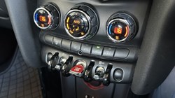 2017 (17) MINI HATCHBACK 2.0 Cooper S D 3dr 5519869