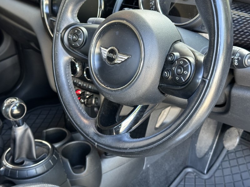 2017 (17) MINI HATCHBACK 2.0 Cooper S D 3dr 5519860