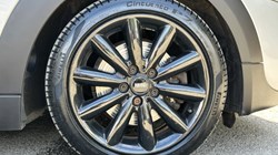 2017 (17) MINI HATCHBACK 2.0 Cooper S D 3dr 5519916