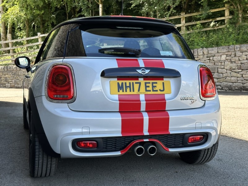 2017 (17) MINI HATCHBACK 2.0 Cooper S D 3dr 5519854