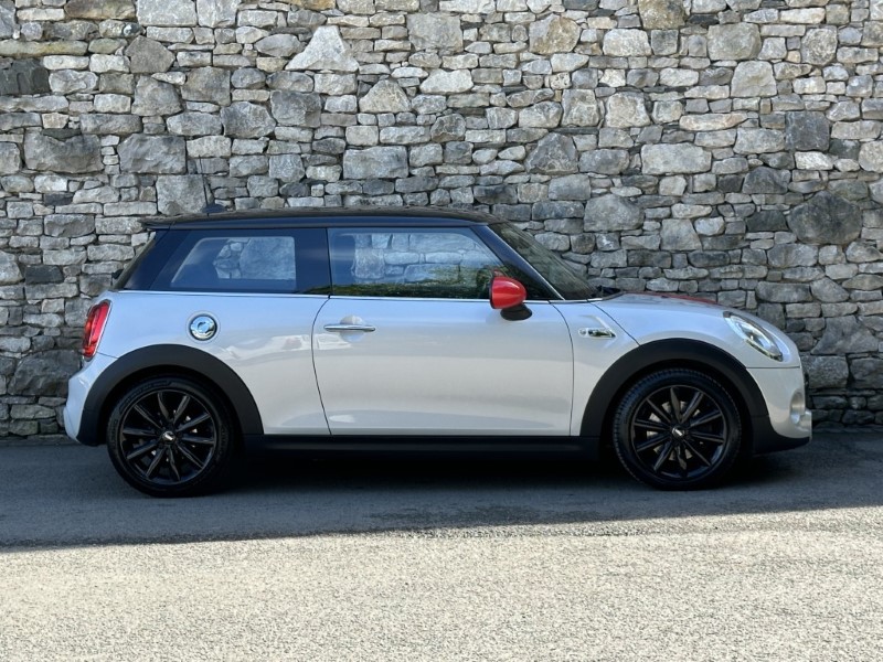 2017 (17) MINI HATCHBACK 2.0 Cooper S D 3dr 5519853