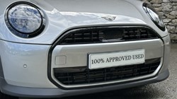 2025 (75) MINI COOPER 1.5 C Classic 3dr Auto 5504863