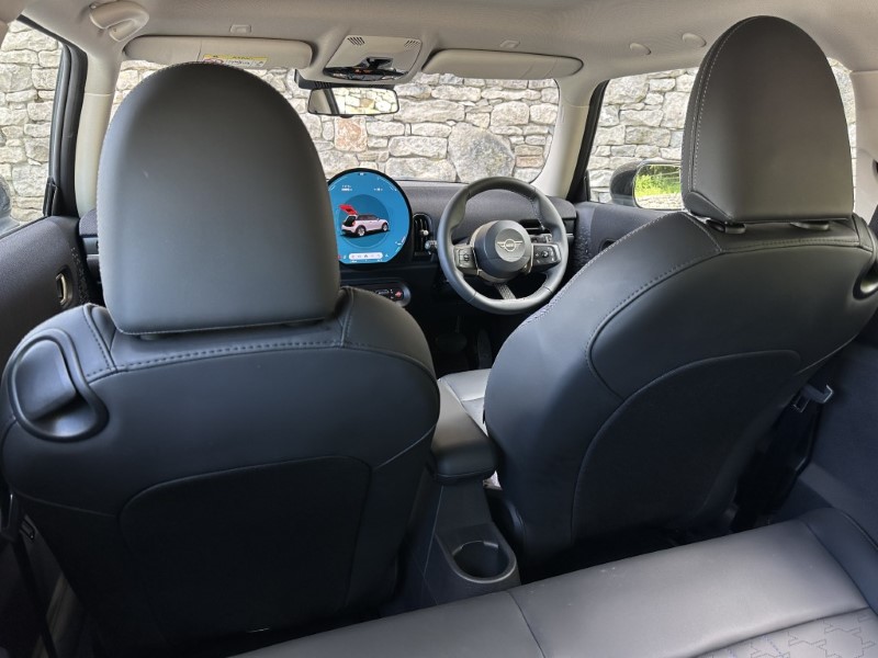 2025 (75) MINI COOPER 1.5 C Classic 3dr Auto 5504843