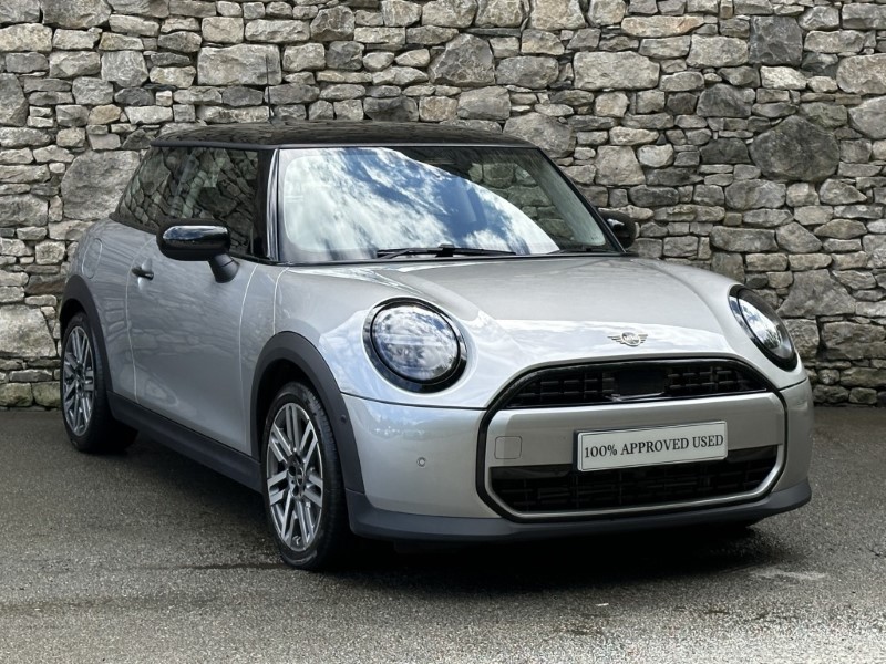 2025 (75) MINI COOPER 1.5 C Classic 3dr Auto