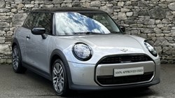 2025 (75) MINI COOPER 1.5 C Classic 3dr Auto 5504862