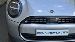 2025 (75) MINI COOPER 1.5 C Classic 3dr Auto 5504828