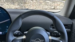 2025 (75) MINI COOPER 1.5 C Classic 3dr Auto 5504860